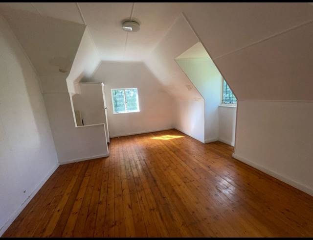 3 BEDROOM HOUSE FOR SALE IN TOWN HILL